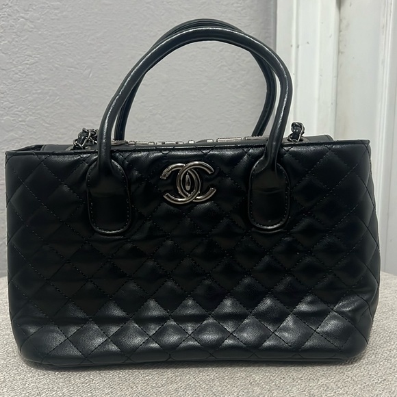 Chanel Satchel purse - Picture 1 of 4